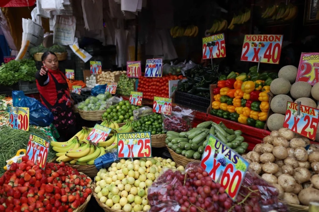 Baja inflación en abril da alivio parcial al consumo, aunque persisten presiones en alimentos y energía