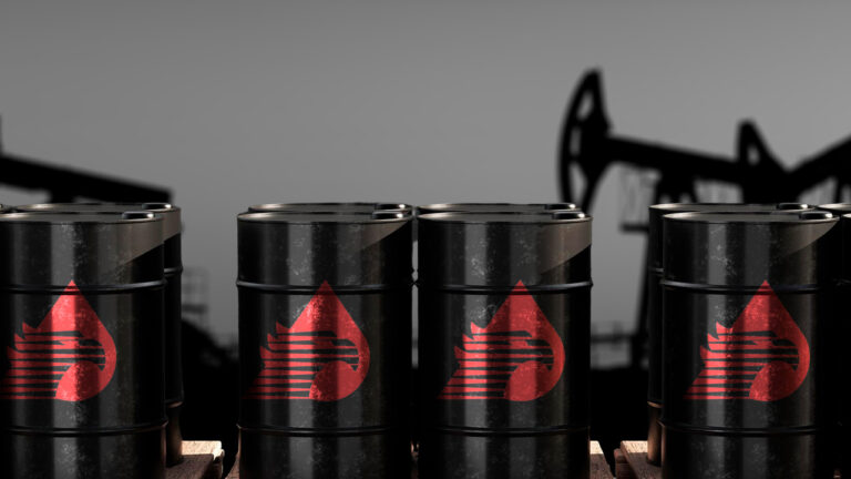 Pemex no levanta: producción de gasolinas y diésel registra su peor nivel en seis meses